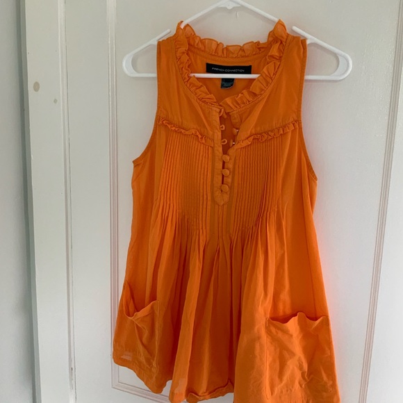 Lovely sleeveless blouse by French Connection. - Picture 2 of 6